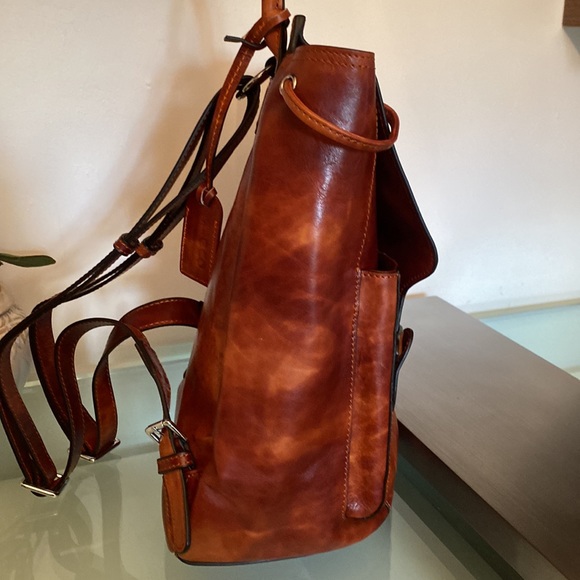 Authentic OldTrend Backpack - Picture 4 of 14